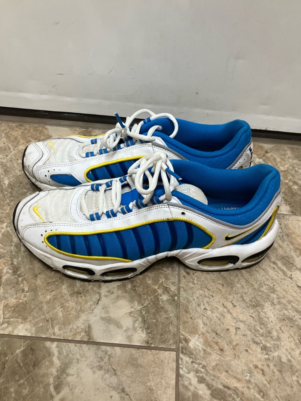 NIKE AIR MAX TAILWIND IV SNEAKERS MEN SIZE 10.5